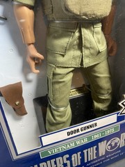 Soldiers of the World Vietnam War 1961-1975 Helicopter Door Gunner OPEN BOX