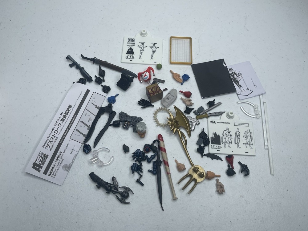 Assorted Lot Of Weapons & Accessories Amazing Yamaguchi BTAS DC Collectibles