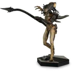 ALIEN VS PREDATOR REQUIEM: PREDALIEN 5.5in DELUXE 1:18 SCALE ACTION FIGURINE NEW