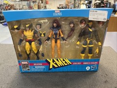 Hasbro E8607 X-Men Jean Grey, Cyclops, and Wolverine Legend Series 6 inch