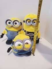 Despicable Me Minions Plush Steve, Stuart, Bob Lot Of 4 Varies Sizes. See Photo