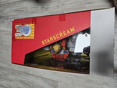 Transformers Starscream Platinum Edition Year of the Horse MISB Toys”R”Us Exclus