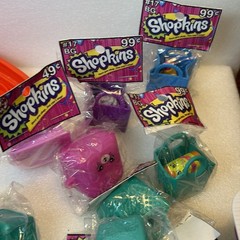 Shopkins Scoops Ice Cream Truck + Multiple Shopkin Figures And Accessories