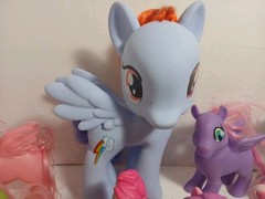 Lot Of My Little Pony Figures Various Sizes 1 Pez & Others Everything Pictured