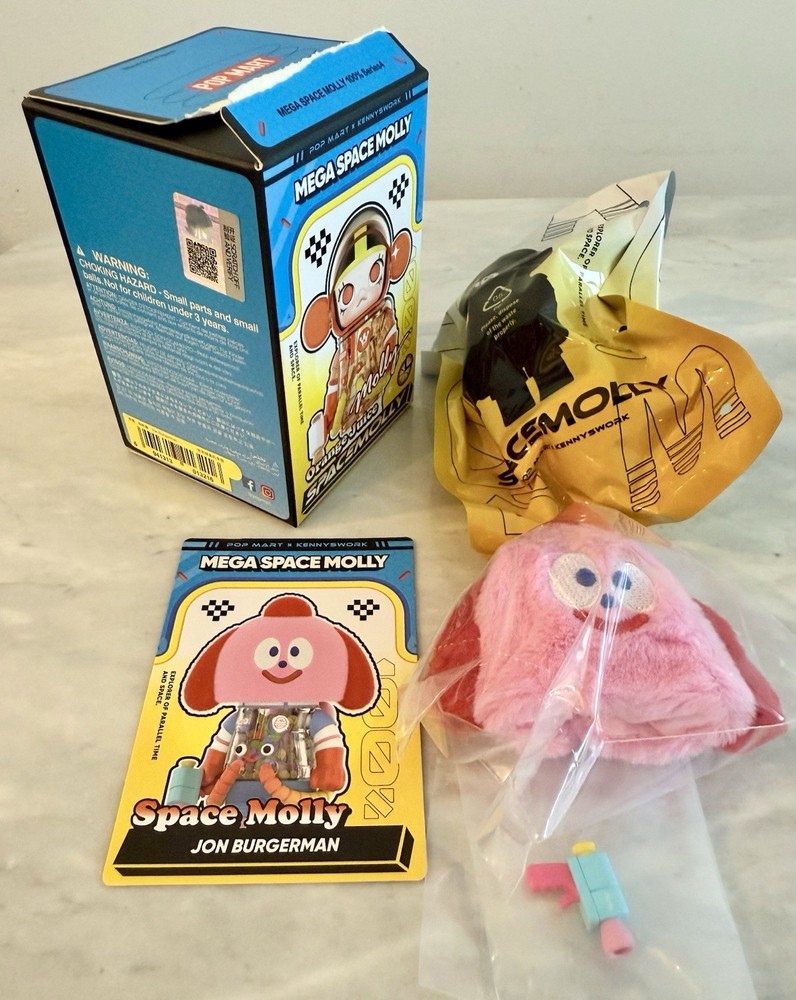 Pop Mart-Mega Space Molly Series 4 100% Figures *Jon Burgerman*