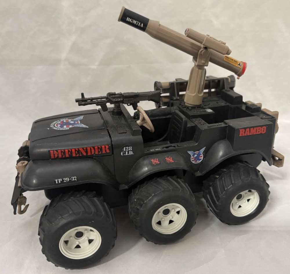 Vintage – RAMBO – Defender – 6×6 Assault Vehicle – NEAR Complete – Coleco