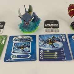 Skylanders Spyro’s Adventure Camo Zap Drill Sergeant Figure Lot with Cards