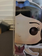 Disney’s Snow White Toys R’ Us Exclusive Funko Pop
