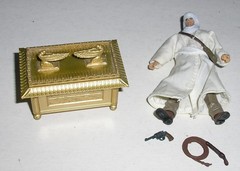 2008 Hasbro Indiana Jones Raiders of the Lost Ark – Map Room Set Figure + Ark