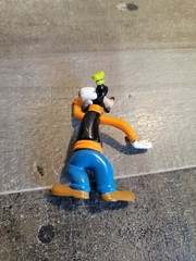 Disney Indonesia goofy toy figure