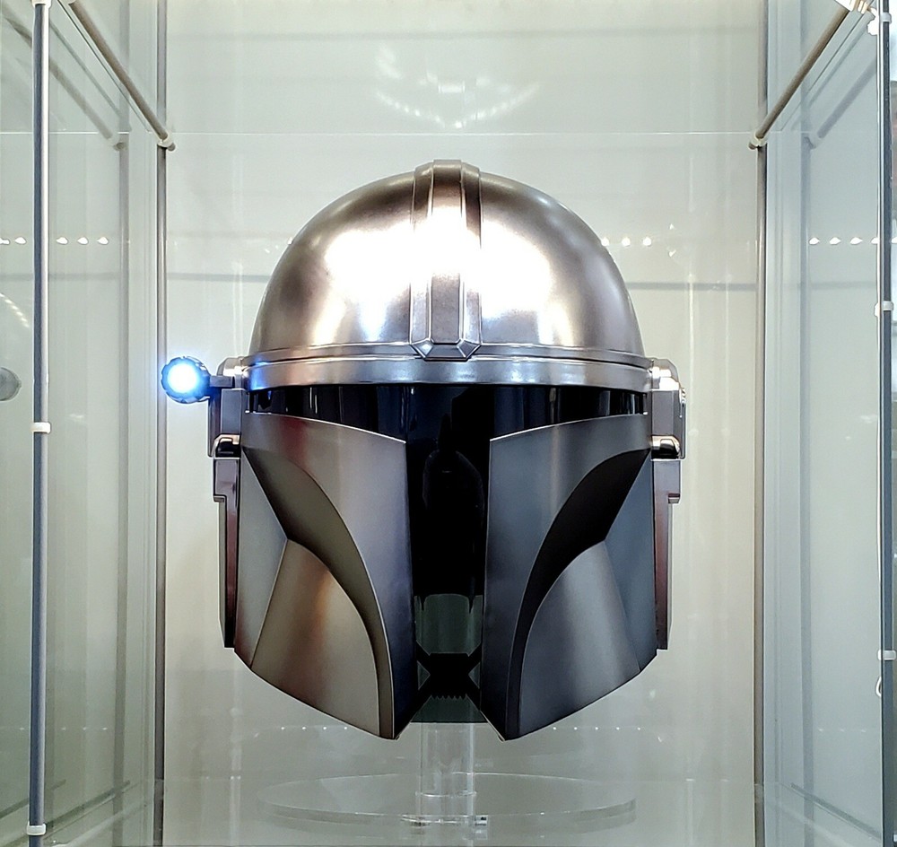 Clear Acrylic Helmet Stand – Full 1:1 Scale