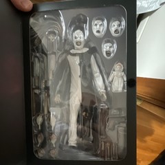 NECA Ultimate Terrifier Art the Clown Action Figure w/ Hands Weapons Accessories