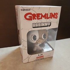 Kidrobot Gremlins BHUNNY Gizmo 4″ Vinyl Figure X-20 80s Retro Toy+ Paw Keychain
