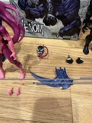 Amazon Exclusive Marvel Legends Venom 3 Pack Venom, Agony, and Riot w/opened Box