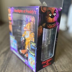 Jazwares FNAF Five Nights at Freddy’s Office Set Withered Chica 5-in Figure New