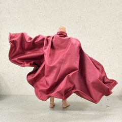 PB-C-DRD-B: B-Grade 1/12 scale Dark Red wired cape for 6″ action figure