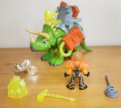 Imaginext Dino Riders Triceratops 3-8 years – Fisher Price COMPLETE