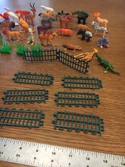 Bag of Wild animal kingdom Figures Model Toys New Plastic 53 pieces, zoo animals