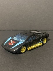 Hasbro Transformers Legacy United Deluxe Class Armada Universe Wheeljack Figure