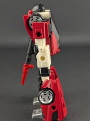 Transformers Siege Sideswipe complete Hasbro WFC Generations Deluxe Class