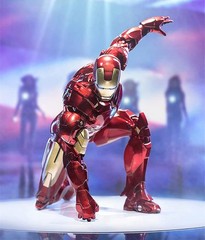 Marvel Avengers Iron Man Mark 4 MK4 Ironman Toy LED Light Action Figure Model
