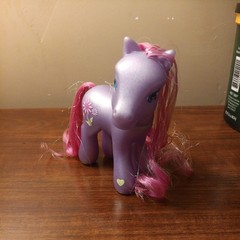 Vintage My Little Pony Petal Blossom G3 Super Long Tinsel Hair 2002 Hasbro