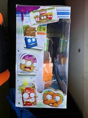 🇨🇦 Grossery Gang Yucky Mart Playset Acc’s Char’s Bldgs NM VERY RARE Gem Cdn Ed