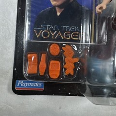 Playmates Star Trek Voyager Chakotay The Maquis Action Figure New Sealed 1996
