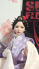 TBLeague S34A Pale 1/6 Seamless Female Body & I8Toys I8-C006A Ming Dynasty Set