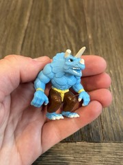 1998 2″ EXTREME DINOSAURS SPIKE TRICERATOPS KFC TOY FIGURE MATTEL 90s RARE