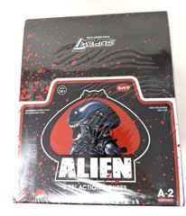Super7 Alien Blindbox Series 2 Sealed Case 12 Figures Full Set Supernova Chase