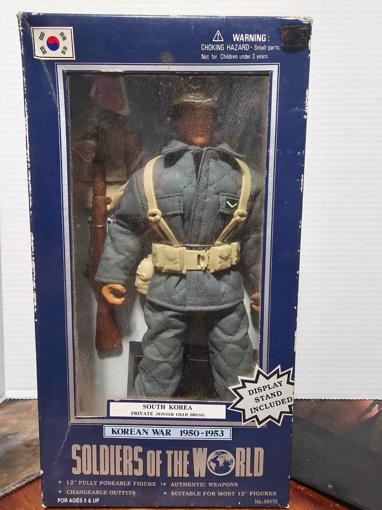 Soldiers of the World Korean War South Korea Private 12″ Figure 1998 NIB