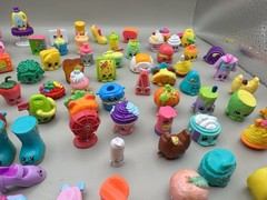 96 Shopkins Figures And Furniture 96 Pieces Multiple Series Moose