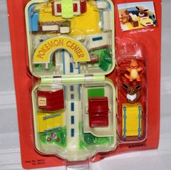 SEALED 1999 Hasbro Pokémon City Adventure Playset #04 Charmander #133 Eevee US14