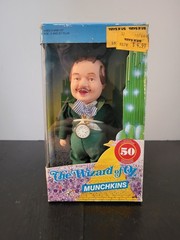 The Mayor 1988 Munchkins Doll THE WIZARD OF OZ 50th Anniversary NEW in Box