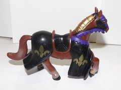 Simba Medieval Kingdoms Horses Lot of 2 Red/Silver & Black/Purple USED
