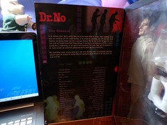 SIDESHOW JAMES BOND 007 DR. NO 12″ FIGURE BRAND NEW FREE SHIPPIN [LOWEST ON eBay