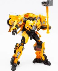 8803 Wasp Warrior Transforming Robot Action Figure PVC Model Toy 13cm Collectibl