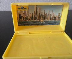 Minions Micro Playset New York NYC Case & 9 Figures Despicable Me Mixed Lot