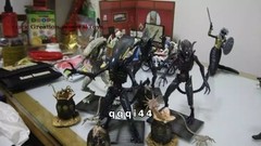 Aliens vs. Predator Alien Queen 1/18 Action Figure Model Ornament w/Box In Stock