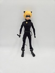 Bandai Miraculous Tales Of Ladybug Cat Noir 11″ Figure Doll 2016 Toy