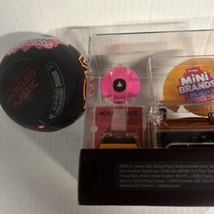 Zuru Mini Brands Really Works Vinyl Includes 1 Mystery Balls Everything Sealed