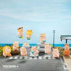 TOP Lulu The Piggy Blind Box Figures – Travel Series Home Desk Decorations Toys