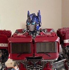 ThreeZero Transformers DLX Optimus Prime Custom Head (Magnetic light) US Seller