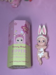 Sonny Angel Cherry Blossom Hipper – Rabbit Pink/White Mini Figure blind box