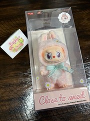 LABUBU THE MONSTERS – MOKOKO – Close to Sweet Pendant – Popland Exclusive