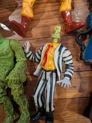 VINTAGE 1980s 1990s 27 ACTION FIGURE LOT MARVEL DC SWAMP THING POWER RANGERS ETC