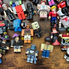 Roblox Huge Lot of 70+ Action Figures Mixed Up