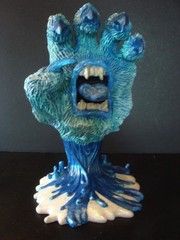 YETI HAND Custom Kidrobot Santa Cruz Skateboards Screaming Hand Figure