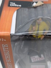 Movie Maniacs NBC Universal Wave 4 The Office Dwight Statue – Damaged Box